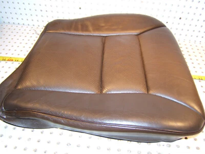 Mercedes 90-93 W124 sedán asiento delantero L o R CUERO MARRÓN 263 inferior OEM 1 cubierta Foto 1 de 4