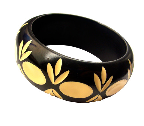 VALENTINO Bracciale Lucite Nero Beige Anni 90 Grosso Bracciale Acrilico Diamante Disegno Intagliato 4cm