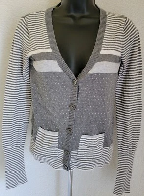 American Eagle Outfitters Womens Cardigan Sweater Shirt Size S Small Gray White - Image 1 of 4