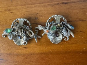 ART Arthur Pepper Signed Clip Earrings Charm Starfish Seashell Beach Round Kitch - Picture 1 of 9