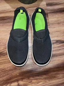 OOFOS OOmg Low White Black US 10 / EU 41 Slip On Sneaker Recovery Shoe - Picture 1 of 6