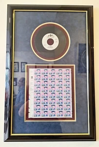 Elvis Presley 1992 STAMP SHEET Framed with RECORD and Blue Suede Matting - Picture 1 of 5