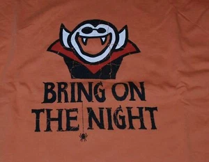 Nueva con etiquetas Camiseta trituradora naranja LS Life Is Good Bring On Night Vampire - Imagen 1 de 4