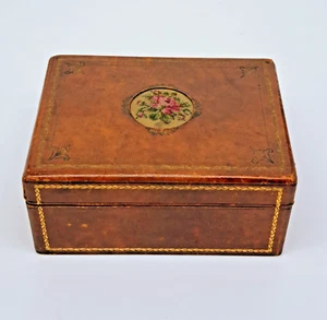 Antique leather covered box with gobelin rose decoration - Picture 1 of 9