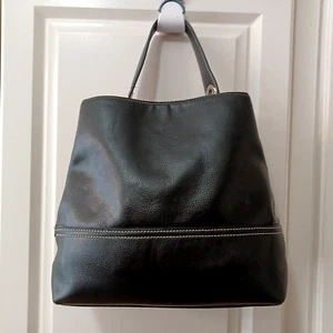 Tommy Hilfiger Medium Black Leather Hobo Handbag Purse Silver Hardware 10x10.5x5 - Picture 1 of 21