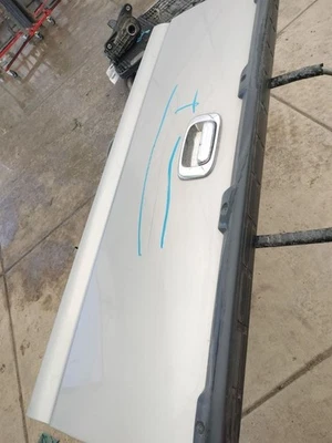 GRY DECKLID TAILGATE 15231877 1999-2006 CHEVROLET SILVRDO15 — 第 1/4 张图片