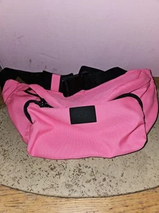 Victoria's Secret Pink Oversized 16" Fanny Pack Belt Bag Good Used Condition - Picture 1 of 3