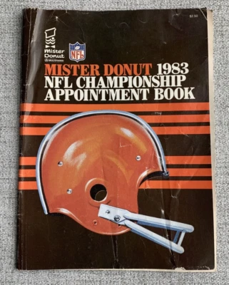 CLEVELAND BROWNS COLLECTIBLE APPOINTMENT BOOK NFL 1983 PROGRAM - Image 1 of 2