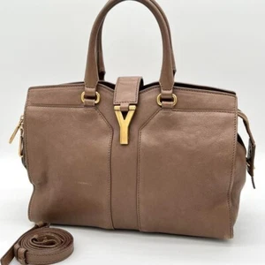 Bolso de Mano Yves Saint Laurent Cuero de Becerro Marrón Mediano Cabas ChYc 2 Vías - Imagen 1 de 10
