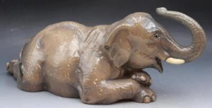 Large Vintage The Townsends Ceramics Large Reclining Elephant Sculpture 19.5" - Picture 1 of 13