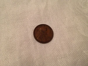 1919 US Lincoln Penny - Picture 1 of 3