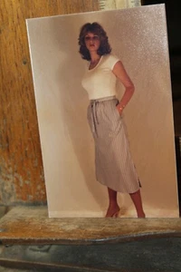 Vintage 1979 Pin Up Model Sexy Lady Photo 3-1/2" x 5" - Picture 1 of 1