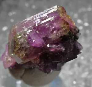 DEEP PURPLE BICOLOR MANGANOANVESUVIANITE XTAL! 1X1X1.5 CM JEFFREY MINE,CANADA#30 - Bild 1 von 4