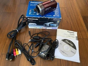 Panasonic HDC-TM35 Violet Digital Video Camera Camcorder 16.8x Optical w/Box - Picture 1 of 9