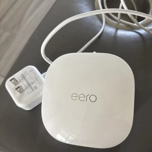 EERO Mesh WiFi System Router (Covers 1500 sq ft) Model J010001 - Afbeelding 1 van 1
