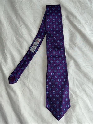 Corbata floral púrpura seda exclusiva Turnbull & Asser para hombre Foto 1 de 3