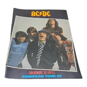 AC/DC Highway to Hell 1979 Tour UK Concert Programme Music Memorabilia - Picture 1 of 5