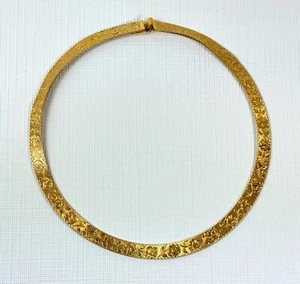 Vintage MONET Gold Tone Etched Rose Motif Flat Chain Choker Necklace - Picture 1 of 9