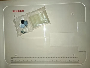Máquina de coser mesa de extensión biselada acrílica transparente Singer 20 x 15 x 3" regla nueva - Imagen 1 de 12