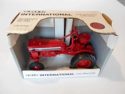 Vintage 1993 Ertl 1:16 International Cub Tractor 1976-1979, #448, 7th Ver. NIB  - Image 1 of 4