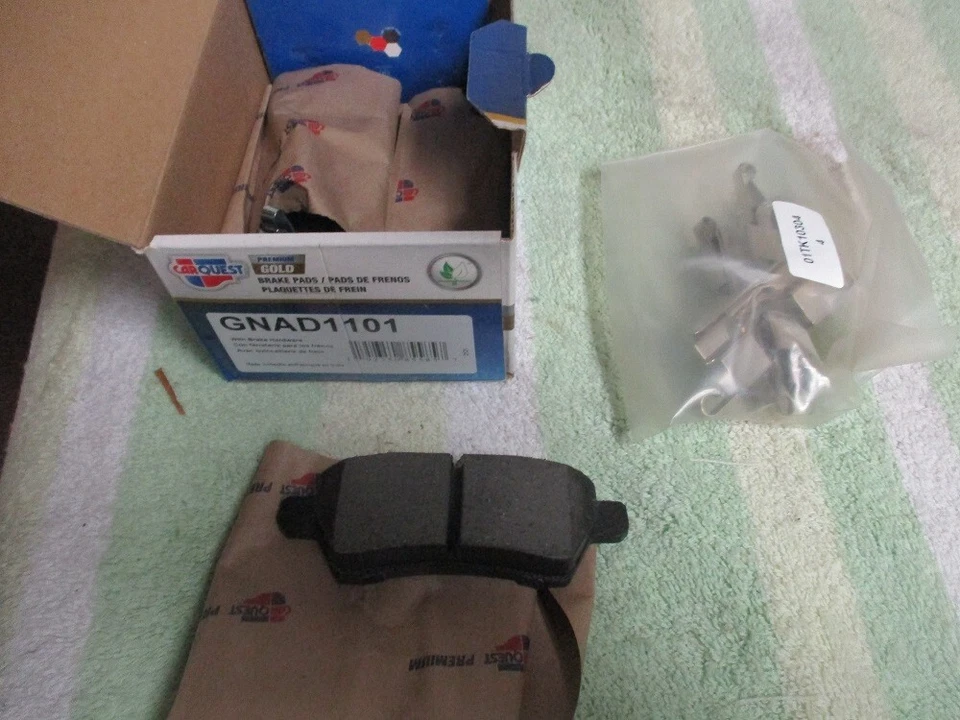 Pastilhas de disco traseiras D1101 fit's 2005-2012 Nissan Pathfinder 2006-2007 Xterra - Imagem 1 de 1