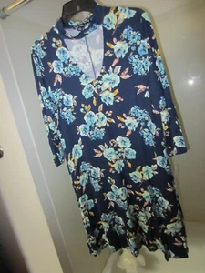 NWT women's 3/4 sleeve dress madison leigh Size 12 Navy/floral RETAIL 69.00 - Picture 1 of 13