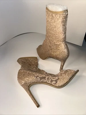 Botín para mujer Charles David rosa suave punta abierta talla 9 Foto 1 de 4