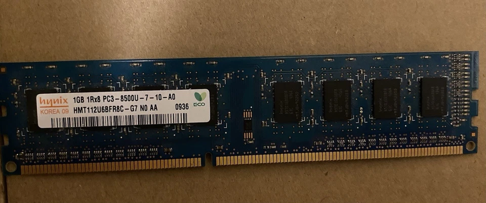 1GB 1Rx8 - 8500U - 7 - 10 - AO HMT112U6BFR88C - G7 - Image 1 of 2