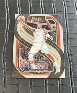 Khris Middleton 2024/25 Panini Select PREMIER LEVEL #161 - Bild 1 von 2
