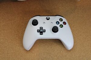Microsoft Xbox One Wireless Controller White Parts Only LT/RT Triggers Bad