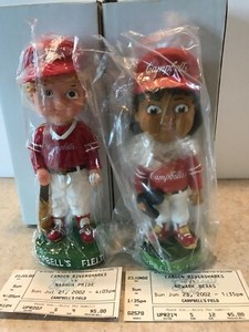 CAMPBELLS SOUP KID BOY GIRL RIVERSHARKS VINTAGE CAMPBELL'S FIELD  BOBBLEHEAD SGA