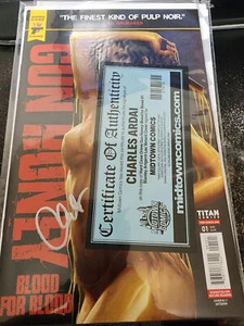 Estuche Rígido Pistola Crimen Honey Blood For Blood #1 Cubierta L Regular Adam Hughes Cubierta S - Imagen 1 de 2