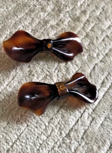 VINTAGE SIGNED GIANNI DE LIGUORO TORTOISE LUCITE & RHINESTONE SHOE CLIPS RARE - Picture 1 of 8