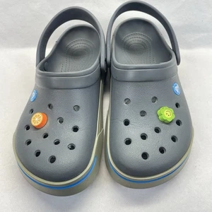 Crocs Damengröße 8 Boulder CO hellgrau vietnamblauer Besatz Jibbitz - Bild 1 von 8