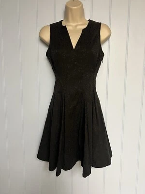 Funda Plisada Princesa Vera Wang Sin Mangas Cremallera Lateral Negra Jacquard Talla 0 Foto 1 de 4