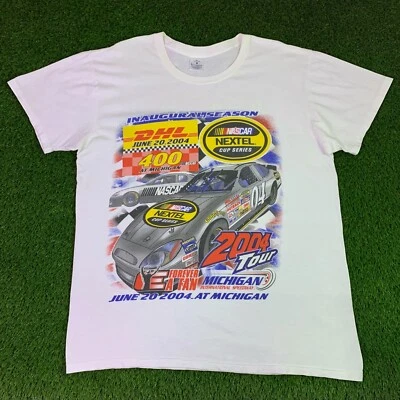 T-shirt vintage NASCAR Racing Tee DHL 400 rara taglia XL bianca Y2K 2004 - Immagine 1 di 4