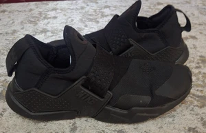 Nike Huarache Extreme Youth Size 7Y Slip On Shoes Triple Black AQ0575-004 GS - Picture 1 of 8