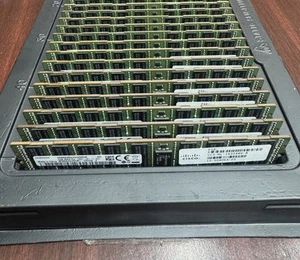 1 X Samsung 32GB 4DRx4 PC4-2400T DDR4 ECC LRDIMM Server Memory M386A4G40DM1-CRC - Picture 1 of 1