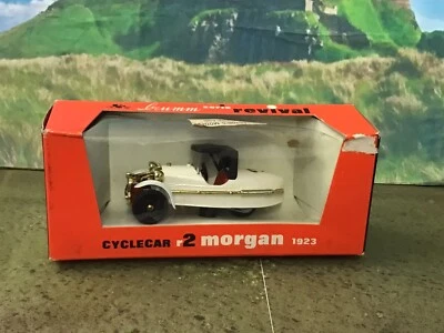 Vintage Brumm R2; 1923 Morgan Cyclecar; White Body with Canvas Roof Boxed - Image 1 of 4