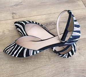 JCREW COLLECTION Correa al tobillo plana en pelo de becerro de cebra F7988 talla 7 - Imagen 1 de 11