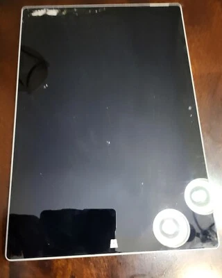 Microsoft Surface Pro 3 1631 1.9GHz 256GB SSD Intel i5-4300U 8GB Screen Broke - Image 1 of 4