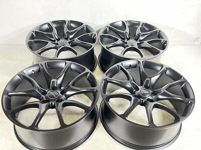 RUEDAS ESTILO JEEP SRT 22x10 5X127 5X5,5 se adaptan a Grand Cherokee Wrangler Durango Foto 1 de 4