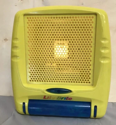 2003 Hasbro LITE BRITE FLAT SCREEN With PEGS~Works~Blue And Yellow - Image 1 of 3