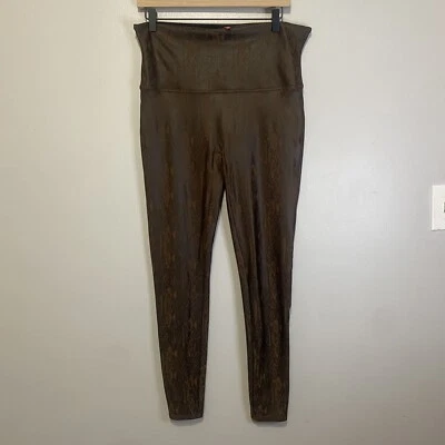 Leggings Spanx tamanho 1X couro sintético estampa de pele de cobra marrom preto apertado - Imagem 1 de 4
