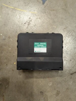 Computadora módulo de control de crucero Toyota FJ80 1991-1992 Land Cruiser 88240-60050 Foto 1 de 2