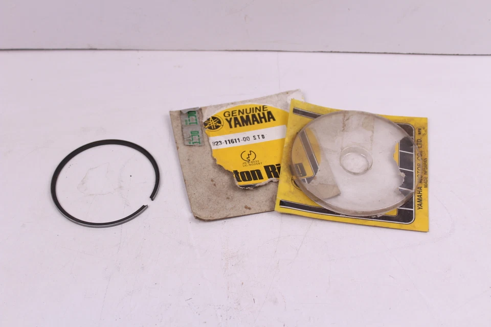 1973 Yamaha GP292 NOS OEM STD Piston Ring 823-11611-00 - Image 1 of 2