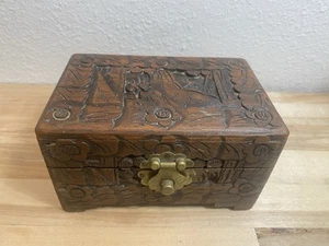 Vintage Asian Hong Kong Carved Wood Chest Jewelry Box Brass Hinges & Lock - Picture 1 of 7
