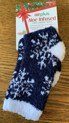 Women's airplus Aloe Infused Blue & White Moisturizing Socks - 5 - 11 - Image 1 of 4