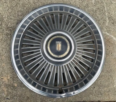 1966 雪佛兰雪佛兰 II 14 英寸 HUBCAP 3876956 - 3971 — 第 1/4 张图片