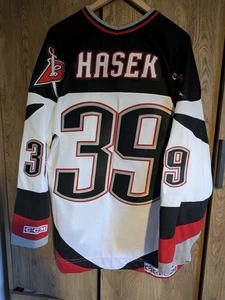 CCM NHL VINTAGE GOAT HEAD BUFFALO SABRES DOMINIK HASEK ICE HOCKEY JERSEY SZ XL - Picture 1 of 6